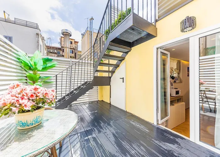 Charma Luxury -
